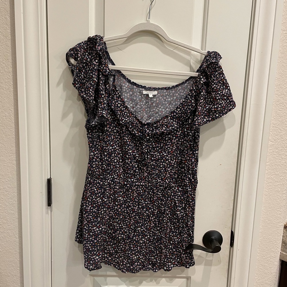 Maurices navy floral ruffle top